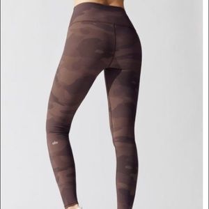 ALO High-Waist Vapor Leggings Coco Camo